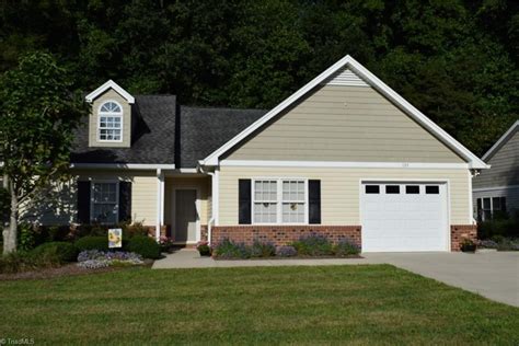 26 Mount Airy NC Homes under 200,000. . Homes for sale mount airy nc